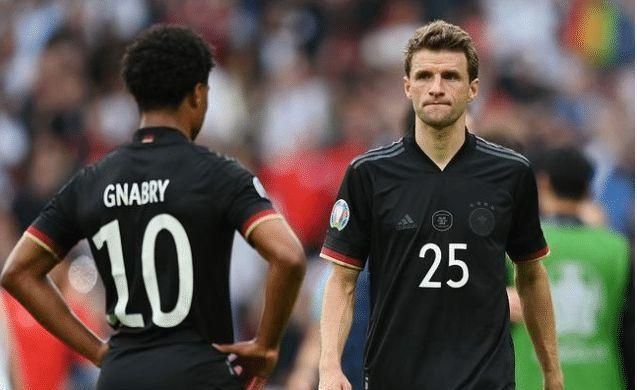 他的荣誉簿 他的荣誉簿