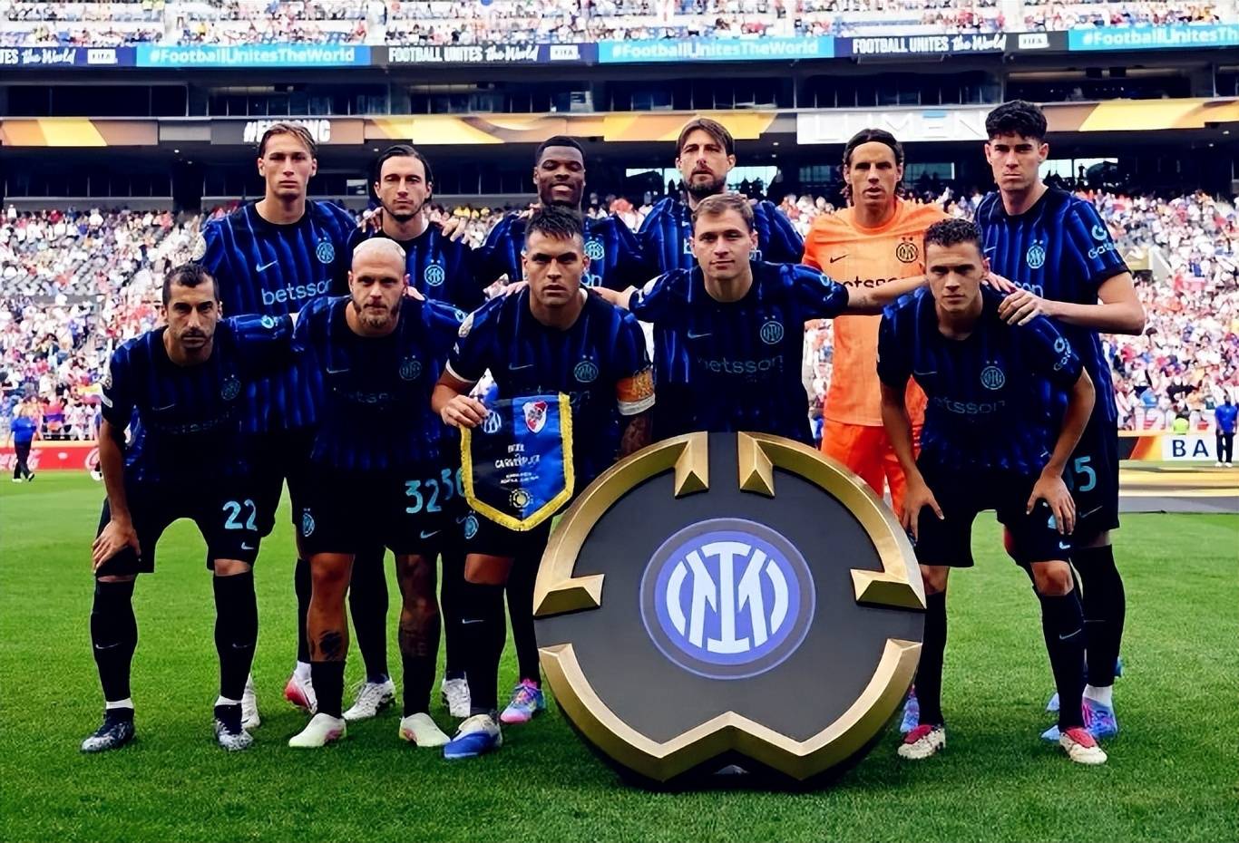 而胜利的秤 而胜利的秤