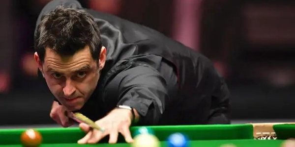 在6人桌中 在6人桌中